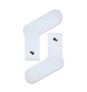 Qorapa LaraLara white cotton crew socks featuring a small embroidered pizza slice detail on the ankle